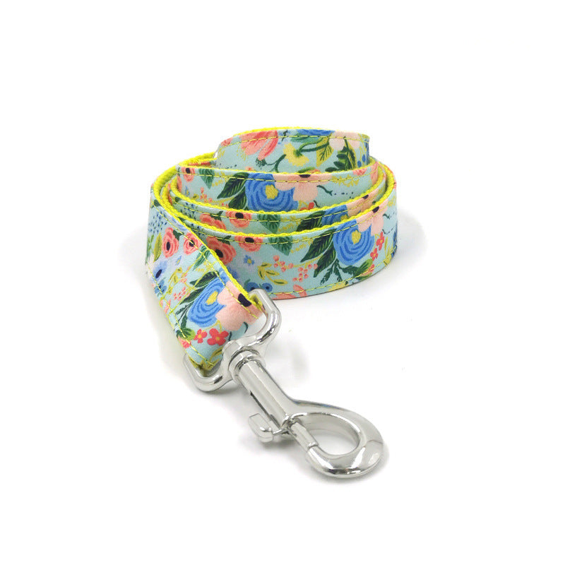 Dog leash and collar set